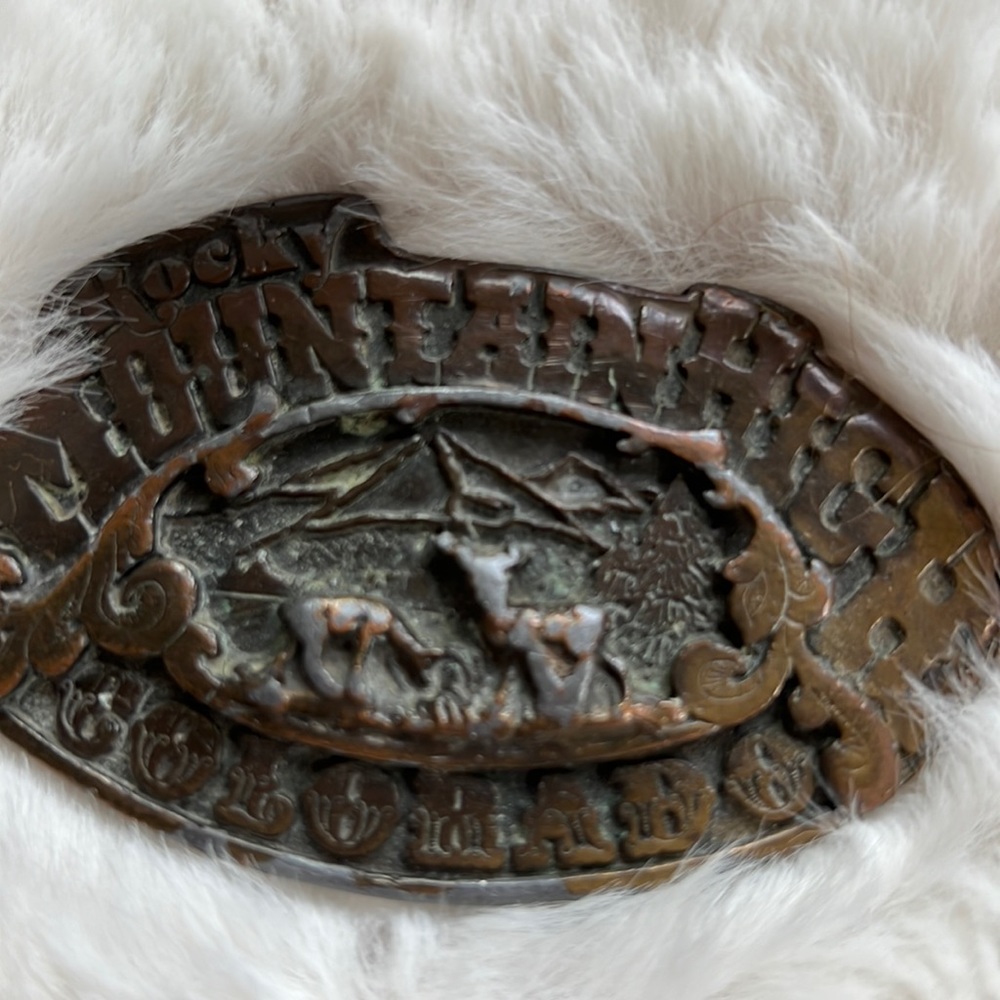 1975 vintage western buckle by Dezy